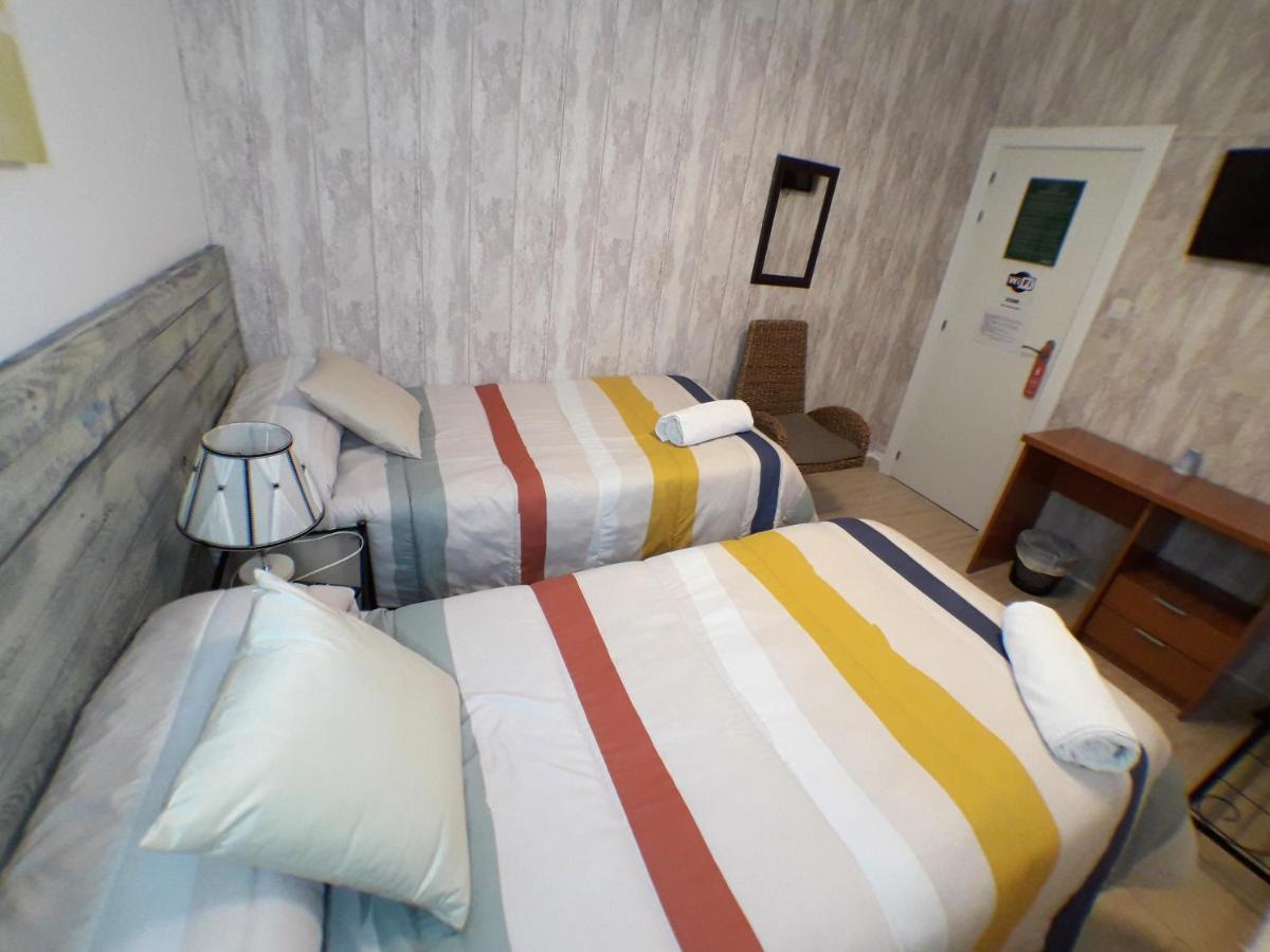 Pension La Estacion Логроньо Экстерьер фото